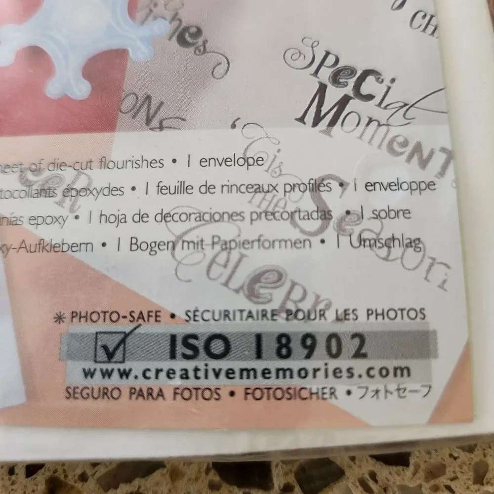 Creative Memories Candy Cane Paper Album Kit 2007 Holiday Christmas Scrapbooking